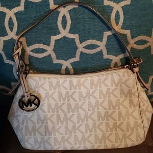 Michael kors shoulder bag